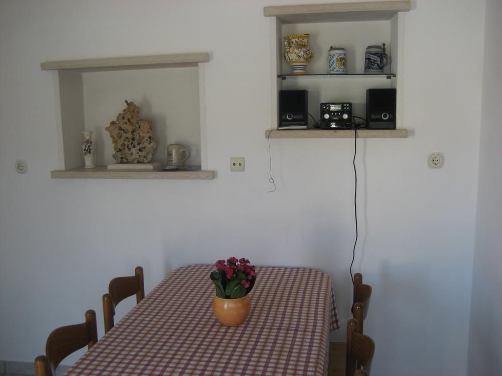 Apartments Katica Lumbarda Camera foto
